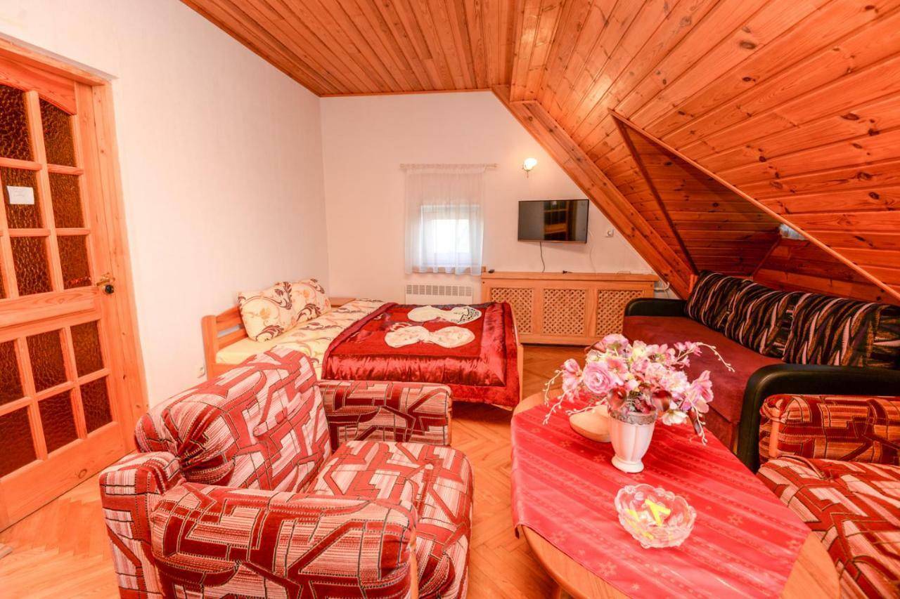 Sveciu Namai Audra Hotel Palanga Buitenkant foto