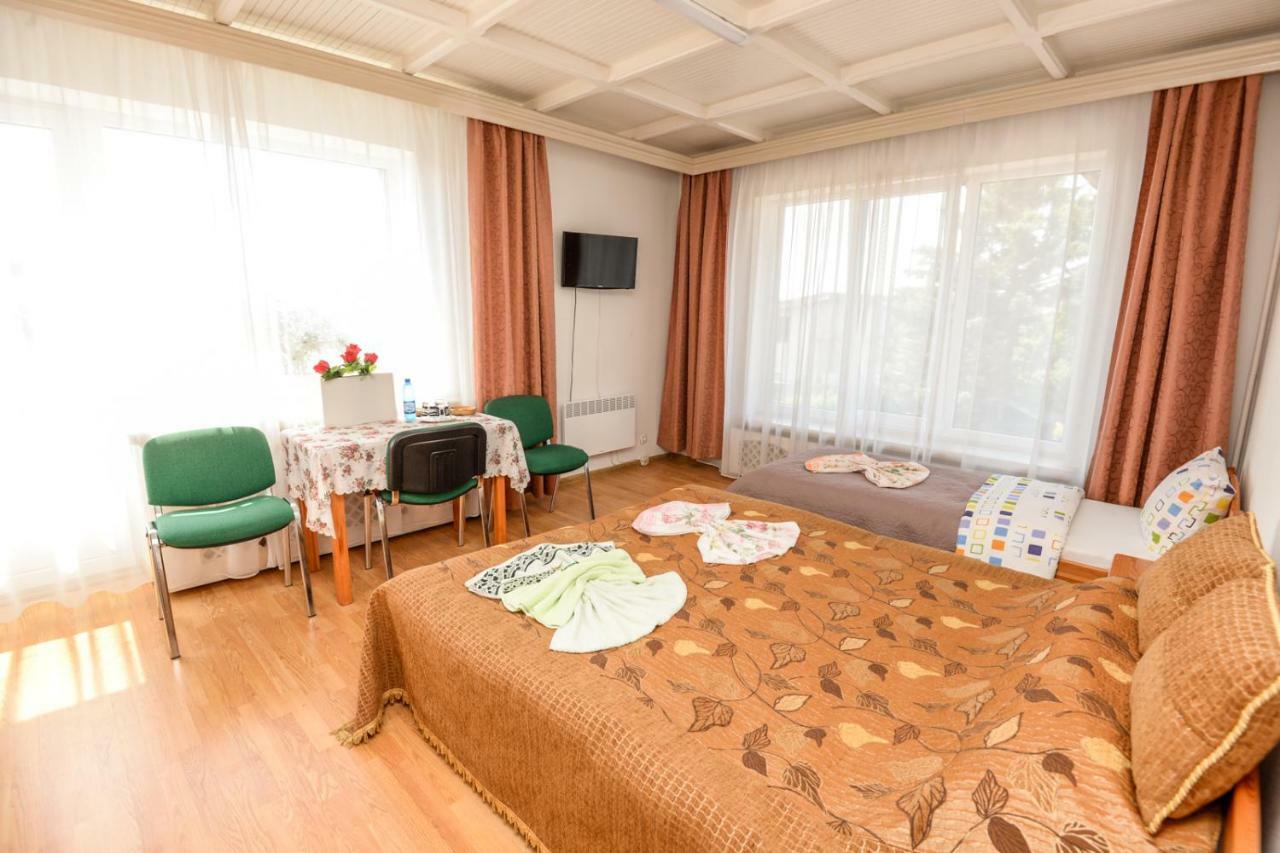 Sveciu Namai Audra Hotel Palanga Buitenkant foto
